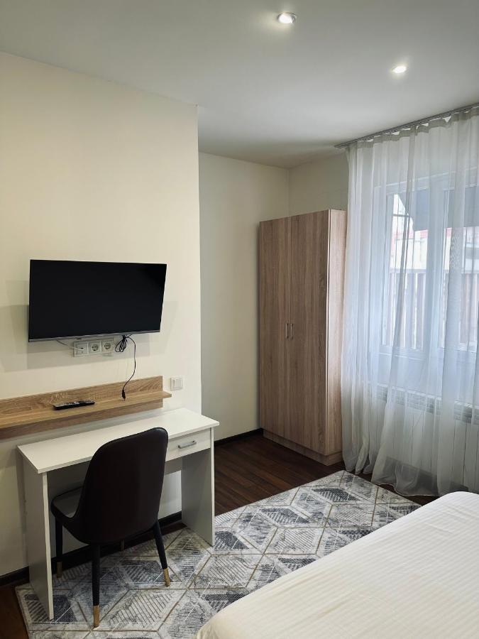 Nava Hotel Jerevan Eksteriør bilde