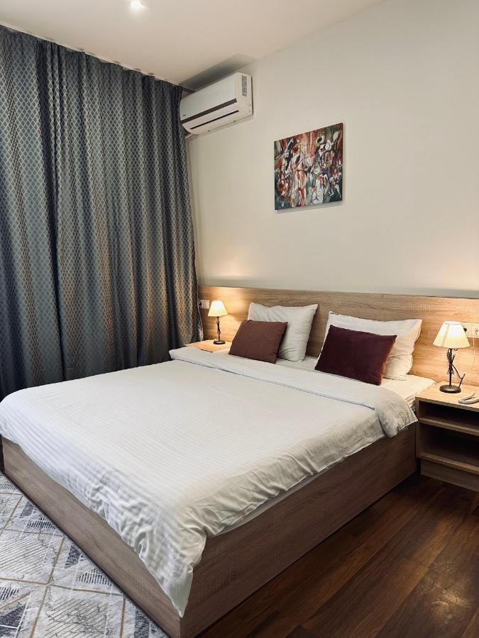 Nava Hotel Jerevan Eksteriør bilde