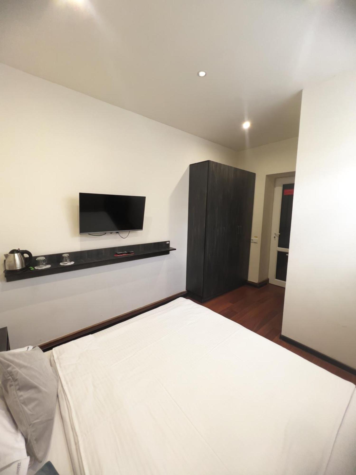 Nava Hotel Jerevan Rom bilde