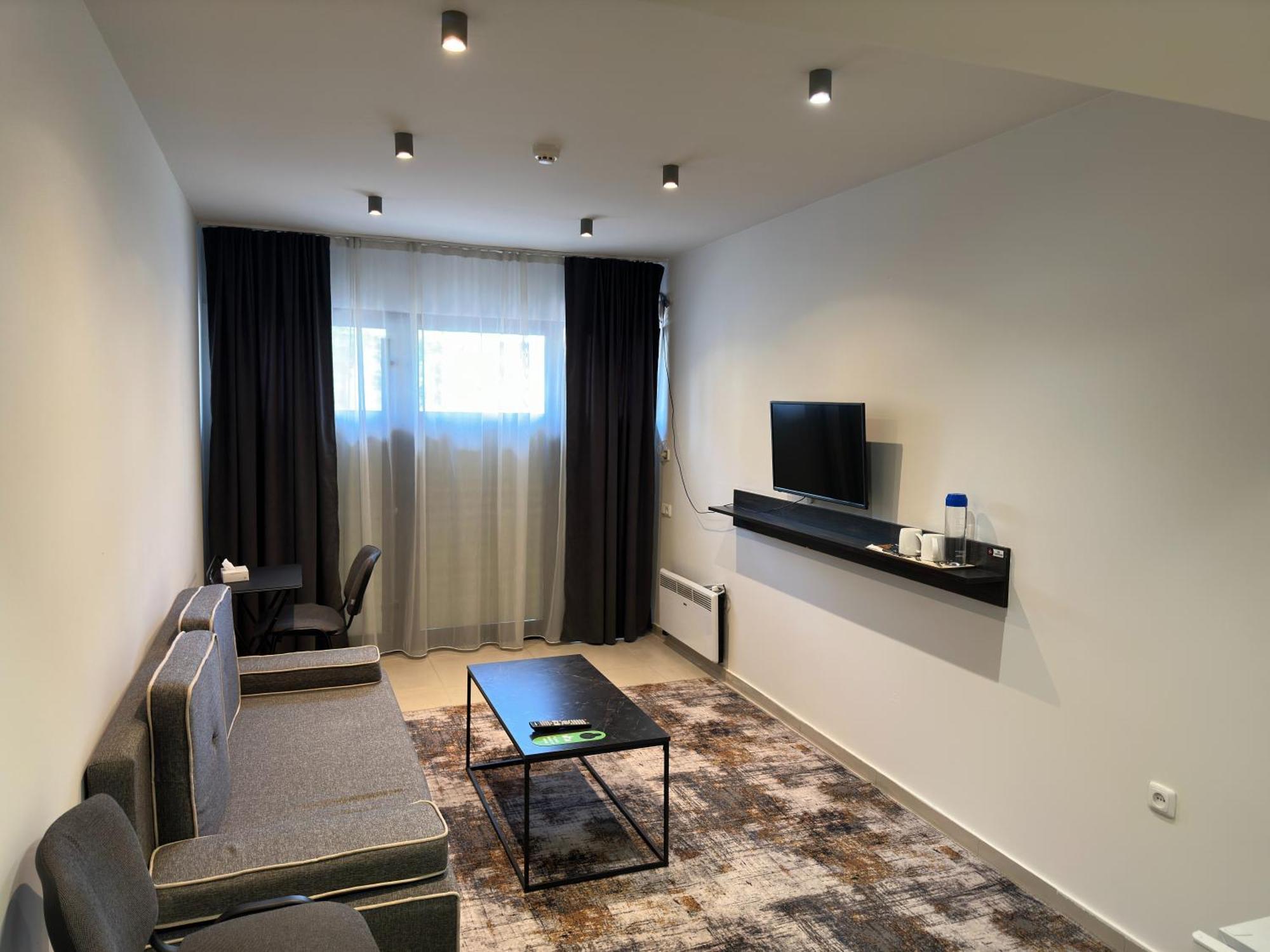 Nava Hotel Jerevan Eksteriør bilde